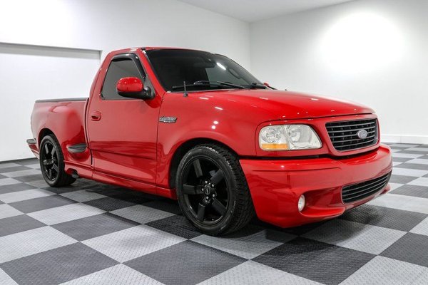 2002 Ford F-150 Lightning  for Sale $31,999 