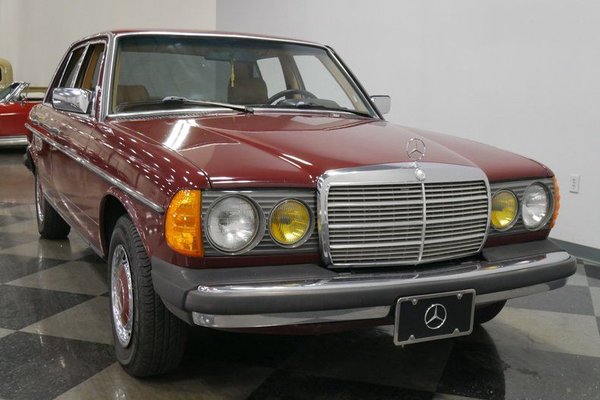 1983 Mercedes-Benz 240D for Sale $18,995