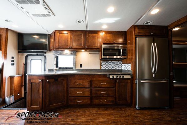 2017 Renegade 40VBH