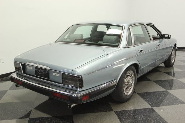 1990 Jaguar XJ6 Vanden Plas for Sale $9,995