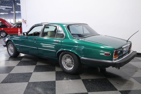 1985 Jaguar XJ6 Vanden Plas for Sale $6,995