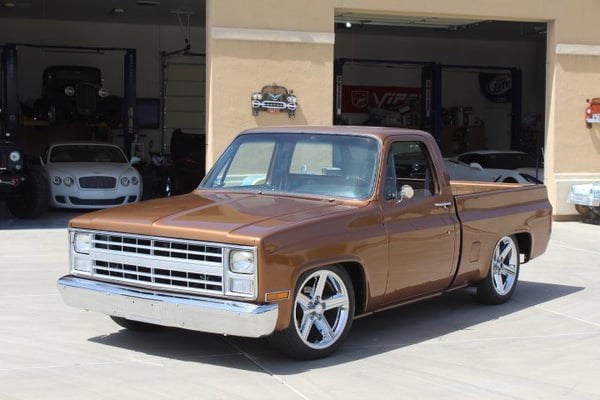 1985 gmc c10 pro tour frame off 350 may trade  for Sale $25,000 