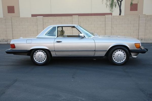 1988 Mercedes-Benz 560 Series for Sale $0