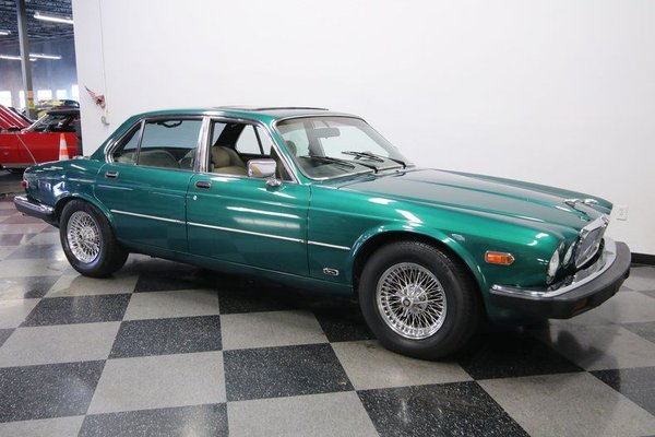 1985 Jaguar XJ6 Vanden Plas for Sale $6,995