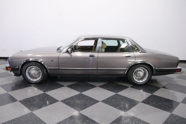 1990 Jaguar XJ6 Sovereign for Sale $6,995
