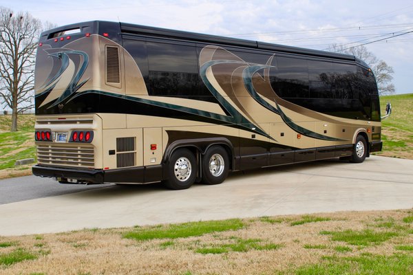 2008 Prevost Motorcoach for Sale $619,000