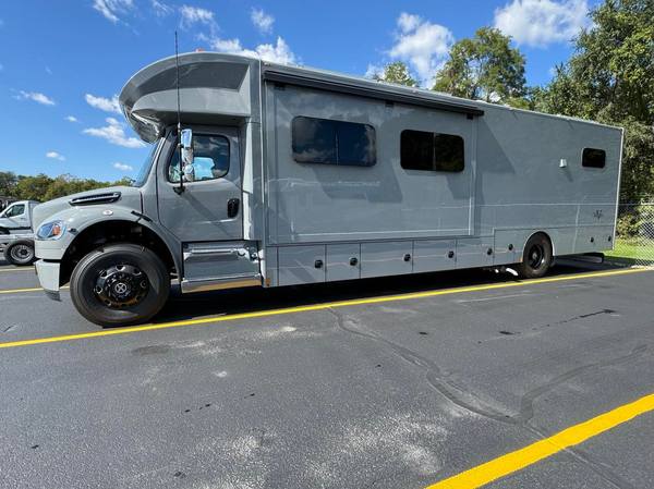 2025 Renegade Verona 40VBH Bunkhouse   for Sale $417,528 