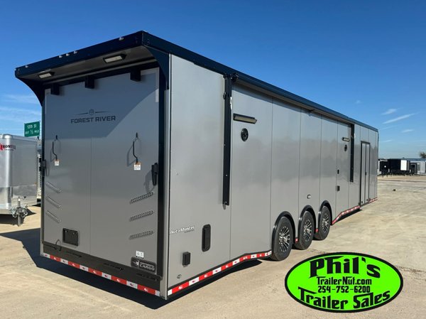 44' GOOSENECK RACE TRAILER BATHROOM PACKAGE &  MINI SPLIT  for Sale $75,500 