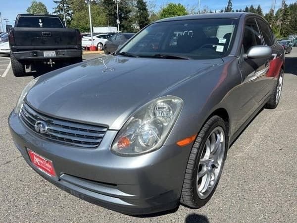 2004 INFINITI G35 Sedan