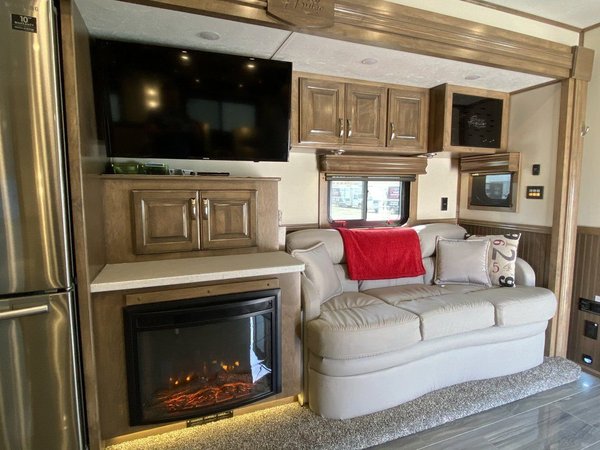 Showhauler MH.... WHY WAIT for Sale $535,000
