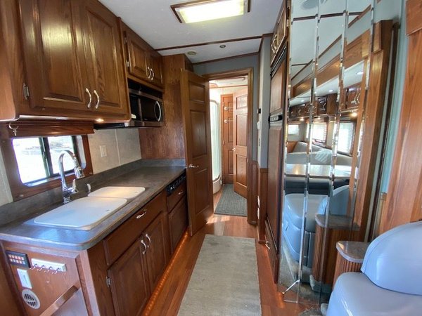 2007 Showhauler 2 Slide for Sale $159,900