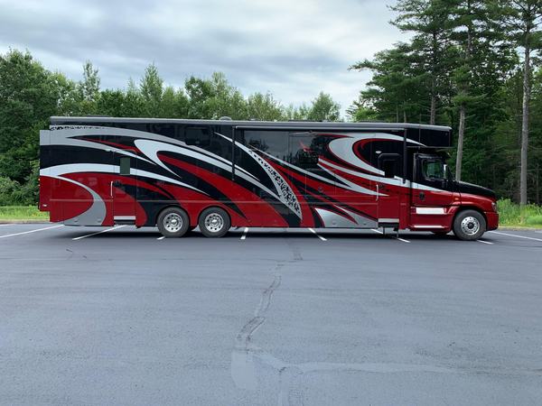 2017 Show Hauler Conversions Show Hauler 45GS for Sale $319,988
