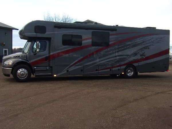 2020 Renegade Valencia 38BB