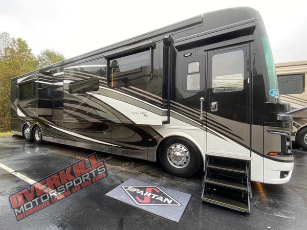 WE BUY RV’s and MOTORCOACHES 