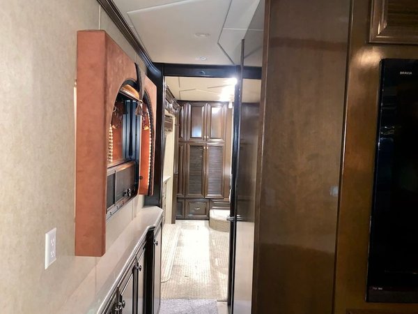 2010 Newmar King Aire for Sale $249,900