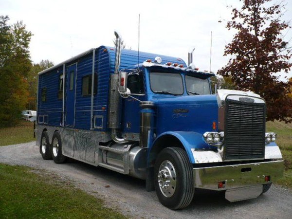 8 class truck report sales Sale RacingJunk  ON in Oshawa, Motorhome  Freightliner for