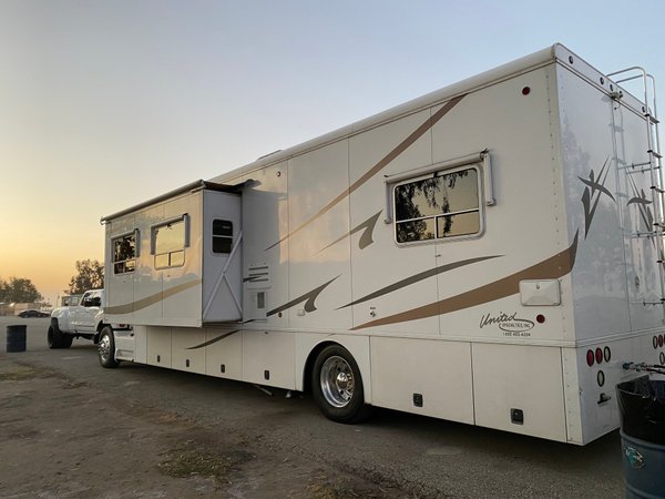 40ft motor home with N14 red top Cummings for Sale $85,000