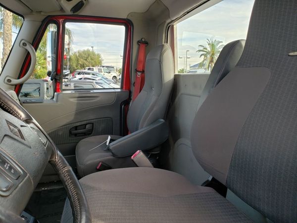 2002 International 4x4 - automatic - A/C, flatbed, orig mile for Sale $36,900