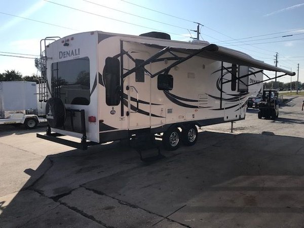 2014 Denali Fifth Wheel Model 262 RLX for Sale $18,900