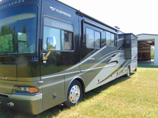 2007 42' Fleetwood Providence for Sale $70,000