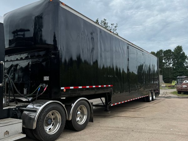 6 car enclosed hauler   for Sale $25,000 