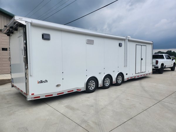 2019 32' Intech Trailer  for Sale $75,000 