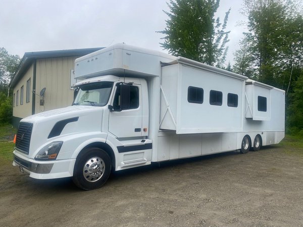 2006 Showhauler  for Sale $195,000 