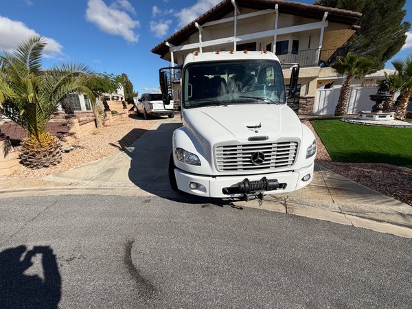 2009 freightliner m2 sports chassis p2XL style   for Sale $59,999 