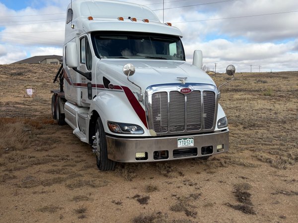 Peterbilt 387 toterhome  for Sale $22,000 
