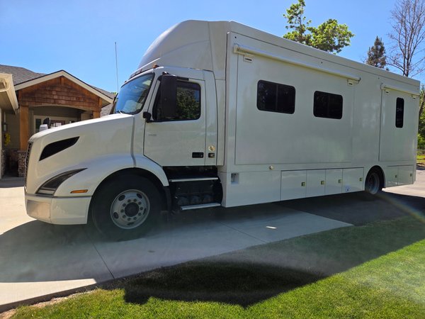 2023 custom coach volvo   for Sale $290,000 