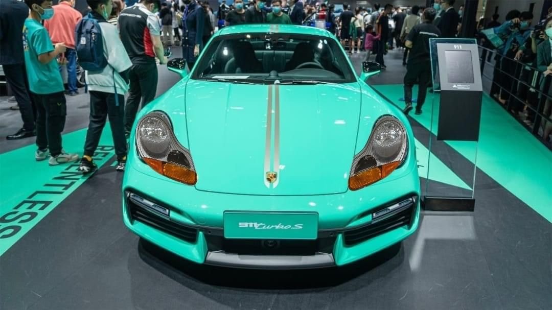 Pics of Fried egg headlight on other Porsche models. Rennlist