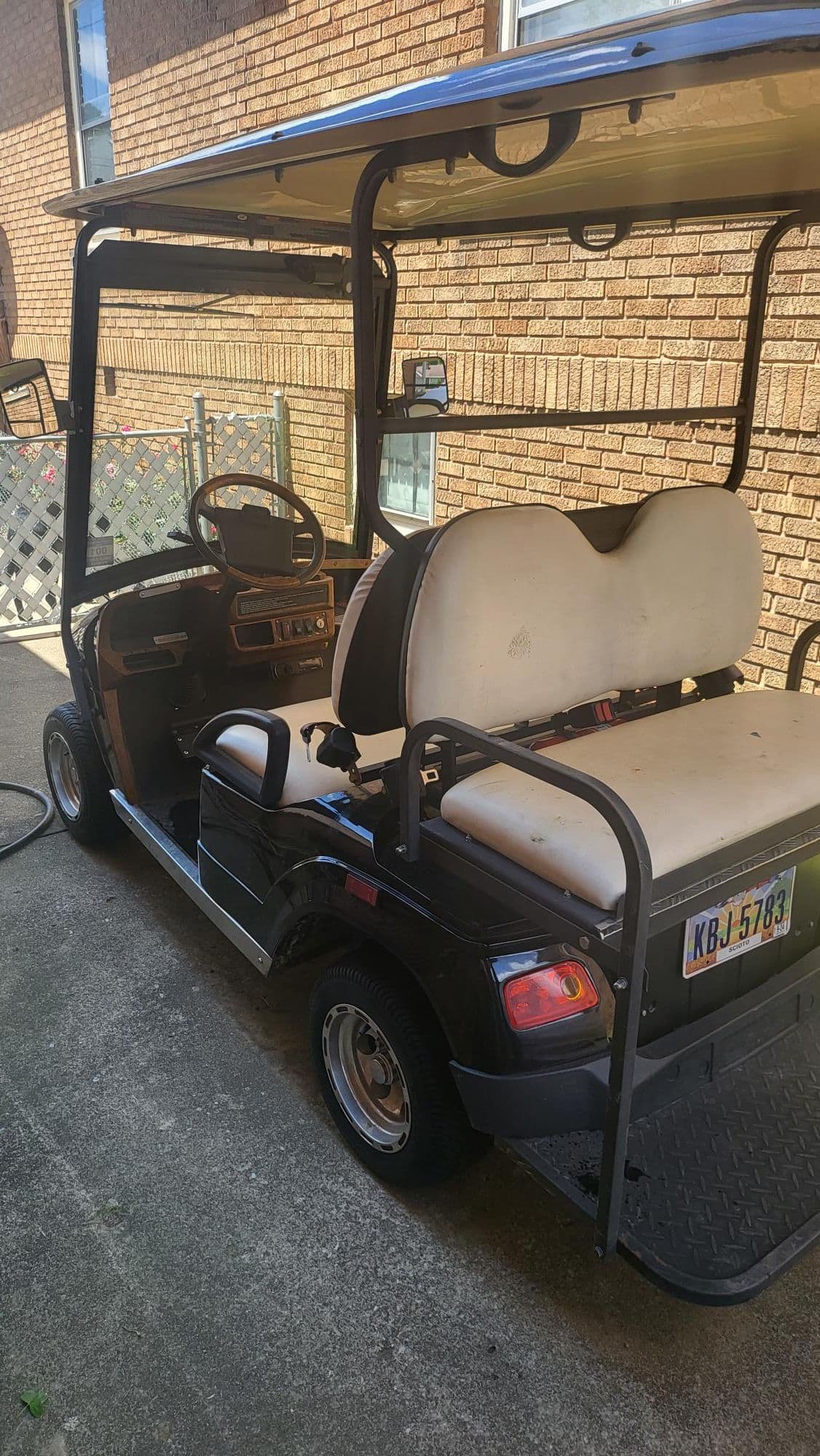 2009 Porsche 911 - 2009 Zone Electric Golf Cart price for quick sale - Used - VIN 1GC4YNEY2NF138570 - Portsmouth, OH 45662, United States