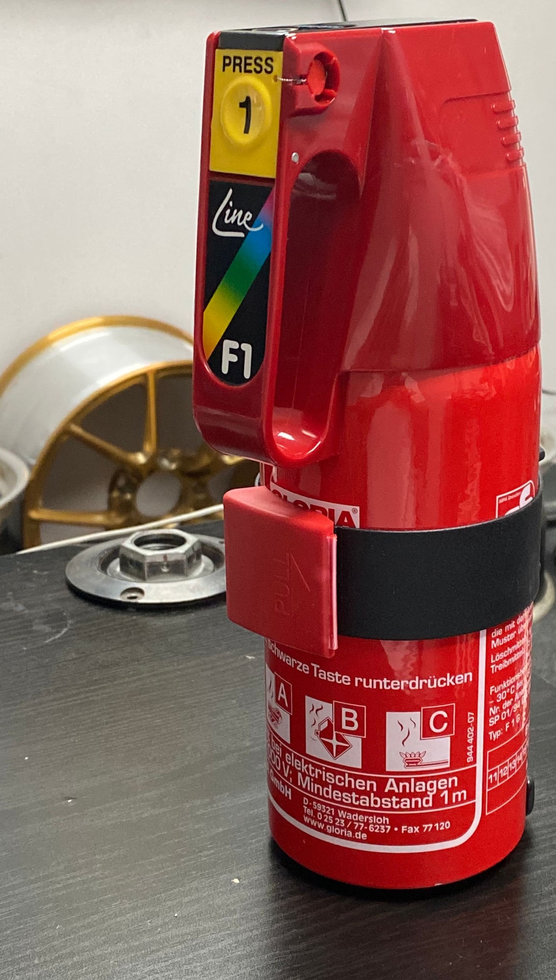 Accessories - **PRICE DROPPED** 991 OEM Porsche "Gloria" Fire Extinguisher - New - Davie, FL 33317, United States