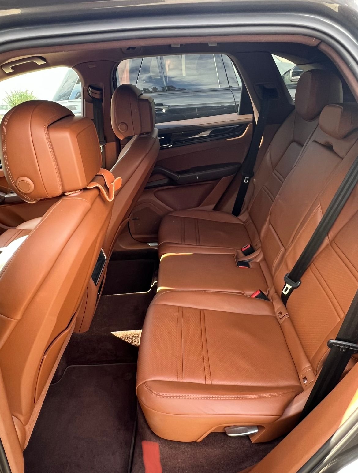 2019 Porsche Cayenne - 2019 Cayenne-Quartzite Grey Metallic ext, Club Leather- Truffle/Cohiba Brown . 47k mi - Used - VIN WP1AA2AY1KDA12900 - 47,000 Miles - 6 cyl - 4WD - Automatic - SUV - Gray - Walnut Creek, CA 94598, United States