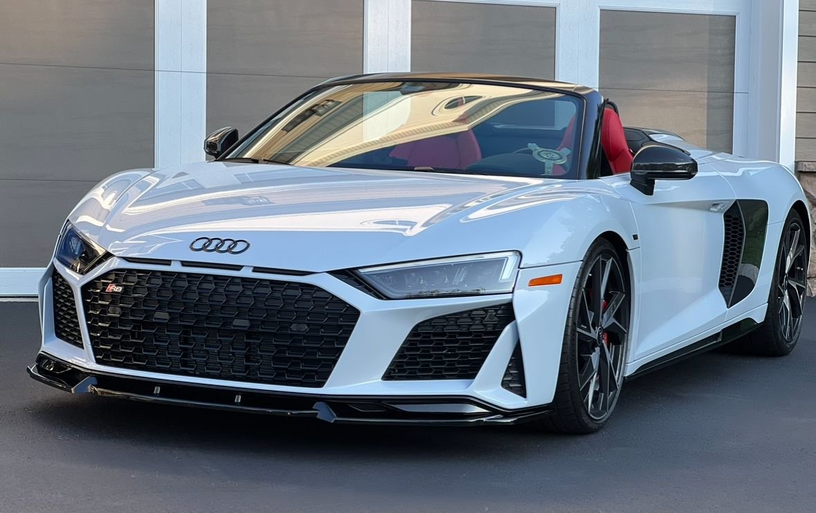 2022 Audi R8 - 2022 Audi R8 Performance RWD convertible - Used - VIN WUACECFX9N7900515 - 4,500 Miles - 10 cyl - 2WD - Automatic - Convertible - Gray - Sparta, NJ 07871, United States