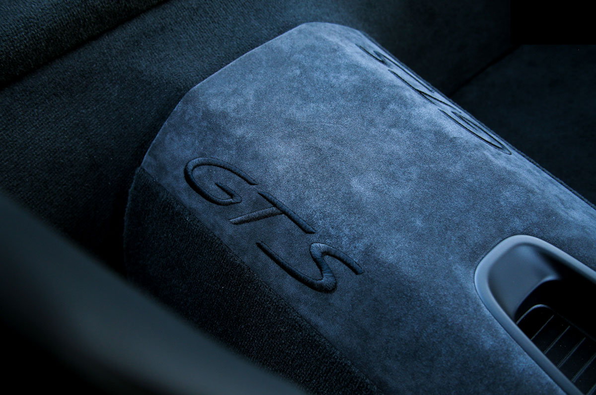 911 (991) Customization - Rear Seat Pads (for Rear Seat Delete