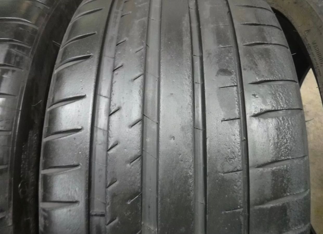 Wheels and Tires/Axles - Set of used Michelin Pilot Sport 4 S - 19” - 235/35/19 and 295/30/19 - Used - 2006 to 2012 Porsche 911 - Stevensville, MD 21666, United States