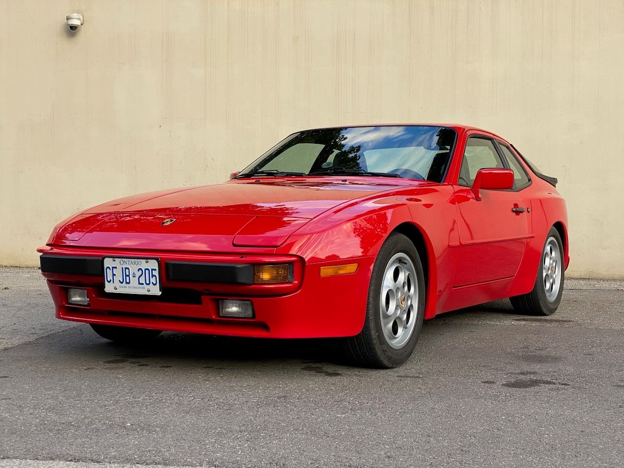 1988 Porsche 944 - 1988 Porsche 944S 16V - 33K Miles - Manual - Original Paint - New - VIN WP0AA0945JN450125 - 4 cyl - 2WD - Manual - Coupe - Red - Toronto, ON M4K3K6, Canada
