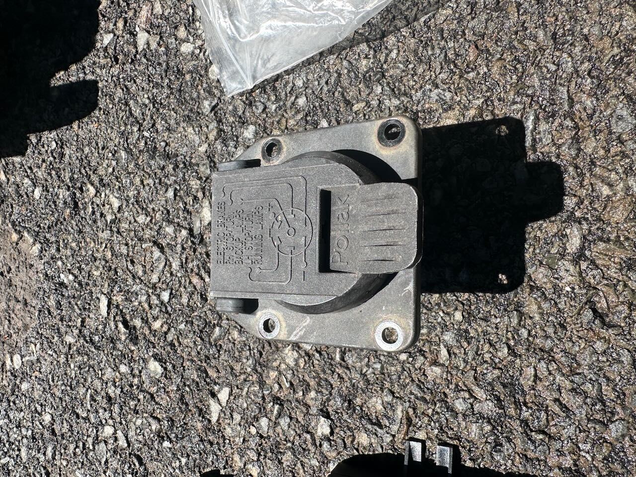 Accessories - Porsche Cayenne 955 or 957 Gen OEM Trailer Hitch, Controller and Plug - Used - 2004 to 2010 Porsche Cayenne - Glen Spey, NY 12737, United States