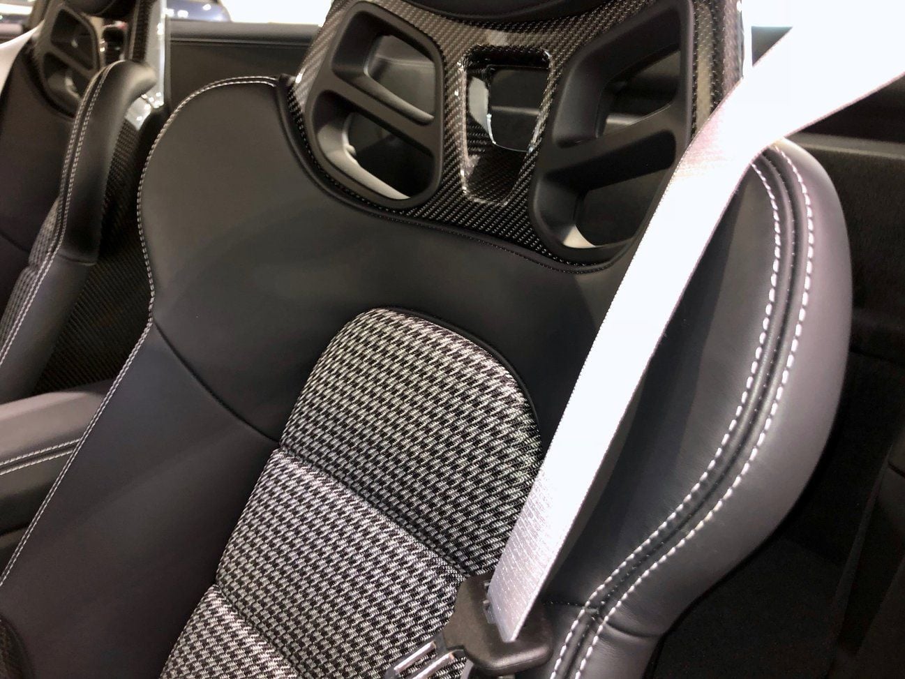 Interior/Upholstery - Houndstooth/Pepita Inserts (911R style) for LWB Seats - Used - 2012 to 2021 Porsche 911 - Boston, MA 02115, United States