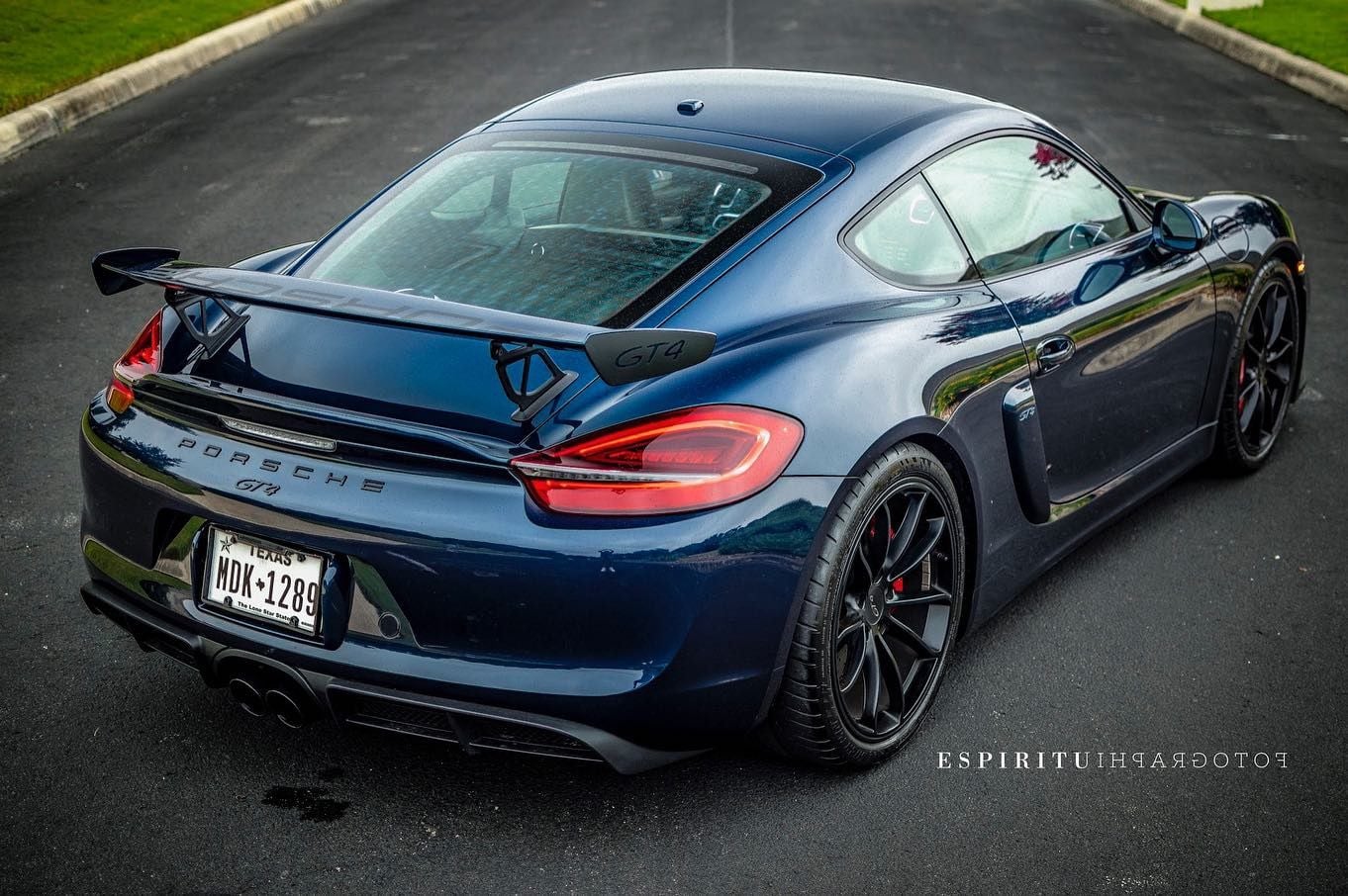 2016 Porsche Cayman GT4 - Rare color -  dark blue metallic gt4 - Used - VIN WP0AC2A80GK197388 - 7,800 Miles - 6 cyl - 2WD - Manual - Coupe - Blue - Boerne, TX 78015, United States