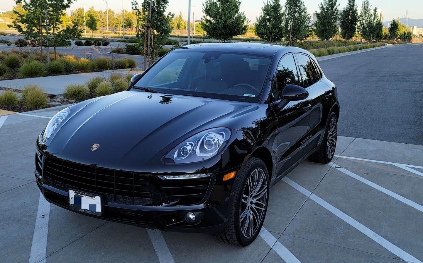 2017 Porsche Macan - FS: 2017 Porsche Macan Premium pkg, 4WD, 33k mi, 21" 911 turbo wheels - Used - VIN WP1AA2A5XHLB82760 - 34,000 Miles - 4 cyl - AWD - Automatic - SUV - Black - San Jose, CA 95134, United States