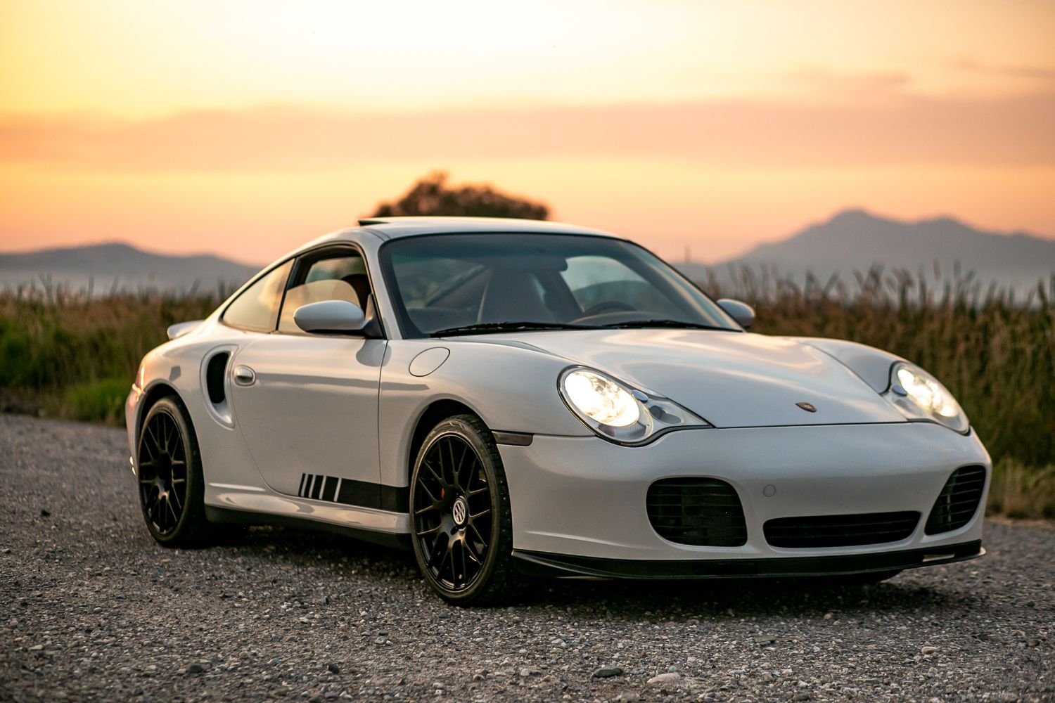 2001 Porsche 911 - 2001 Porsche 911 996 Turbo - Rare Biarritz White/ Natural Brown combo - Used - VIN WP0AB29901S686638 - 66,200 Miles - 6 cyl - AWD - Manual - Coupe - White - Logan, UT 84321, United States