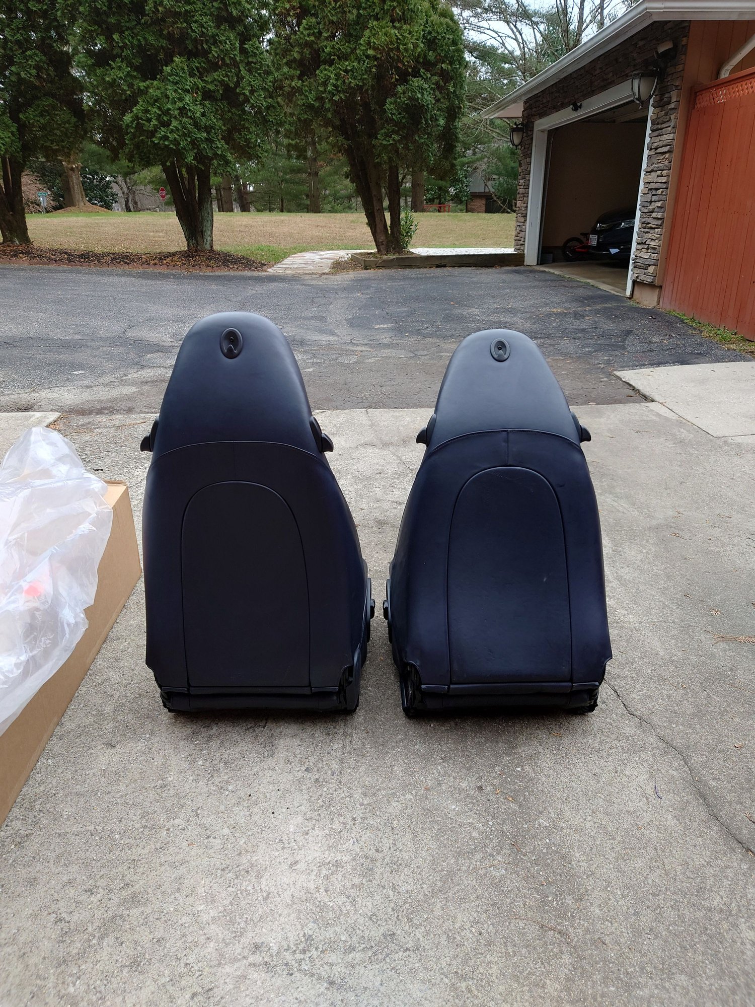 Interior/Upholstery - Metropole blue 996 911 C4S front seats for sale - Used - 1999 to 2005 Porsche 911 - Owings Mills, MD 21117, United States