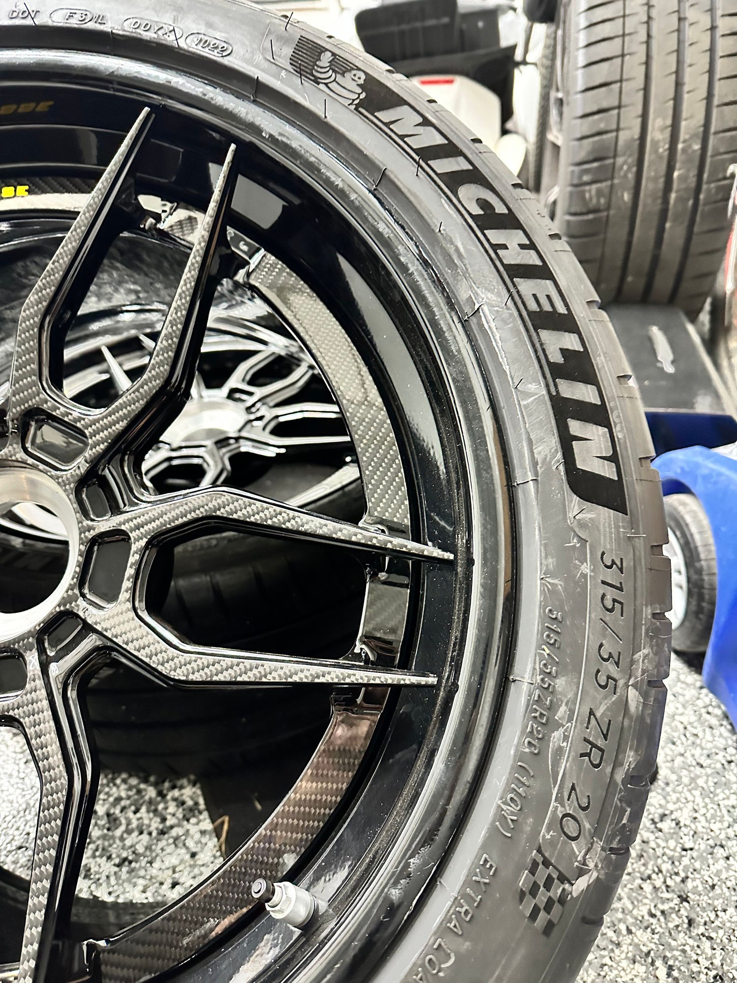 Strasse SV4 deep concave in ultralight carbon Rennlist Porsche