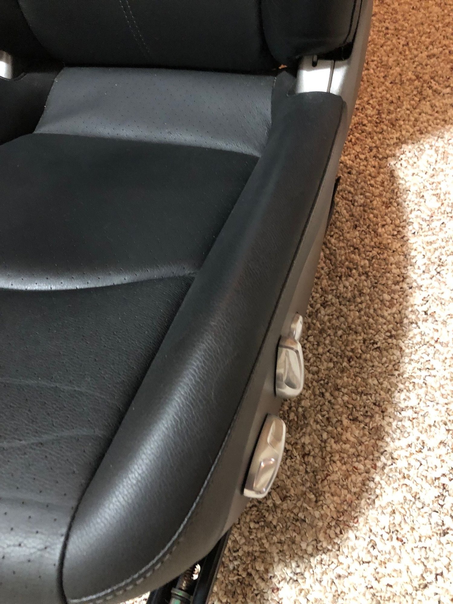 Interior/Upholstery - 997 14-way heated seats - Used - 2009 to 2012 Porsche 911 - Birmingham, MI 48009, United States