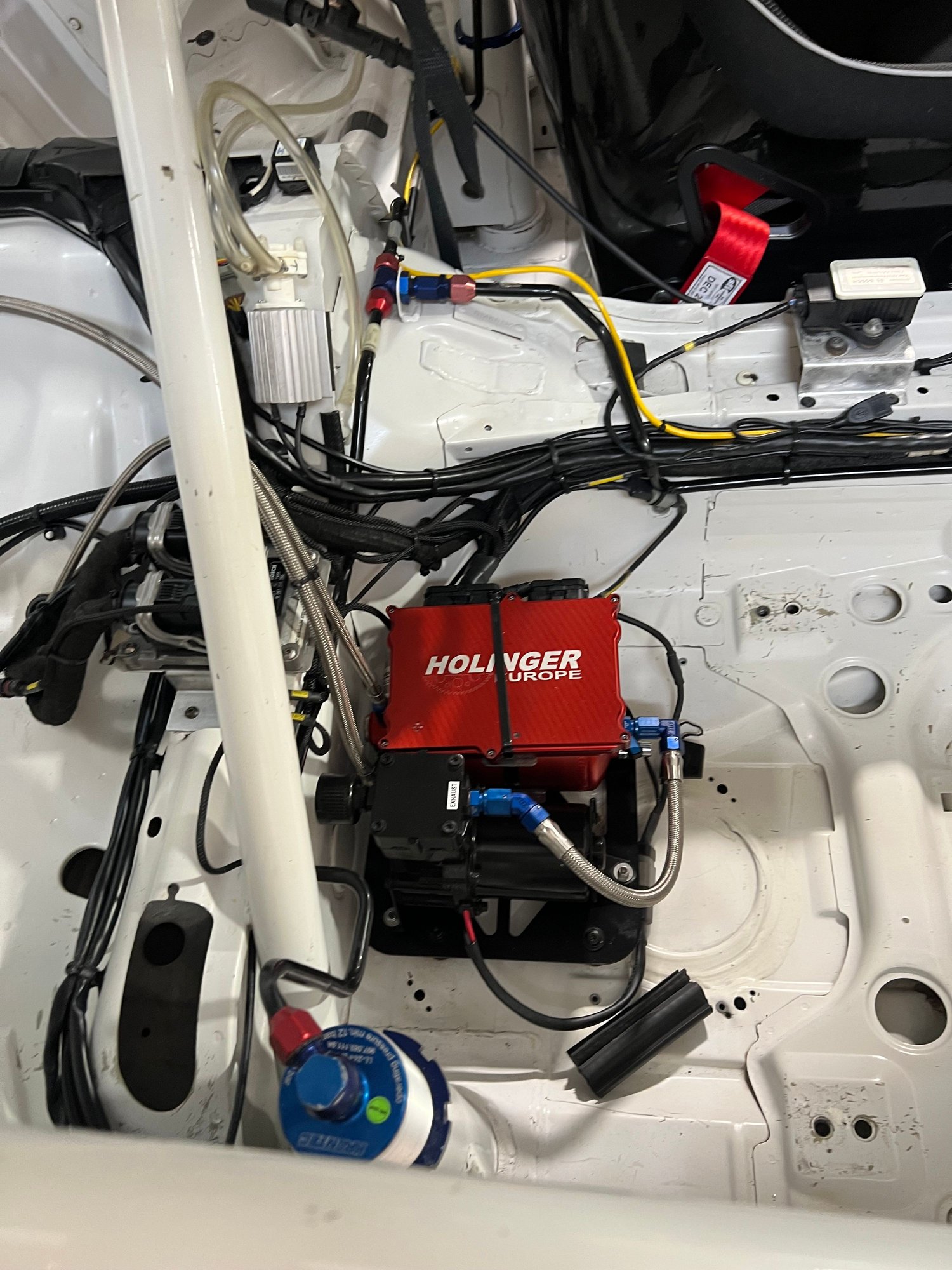 2008 Porsche GT3 - Porsche GT3 CUP RACE CAR Super Clean and Sorted 60 hrs on drive train - Used - VIN WP0ZZZ99Z8S798099 - 6 cyl - 2WD - Manual - Coupe - White - Jupiter, FL 33478, United States