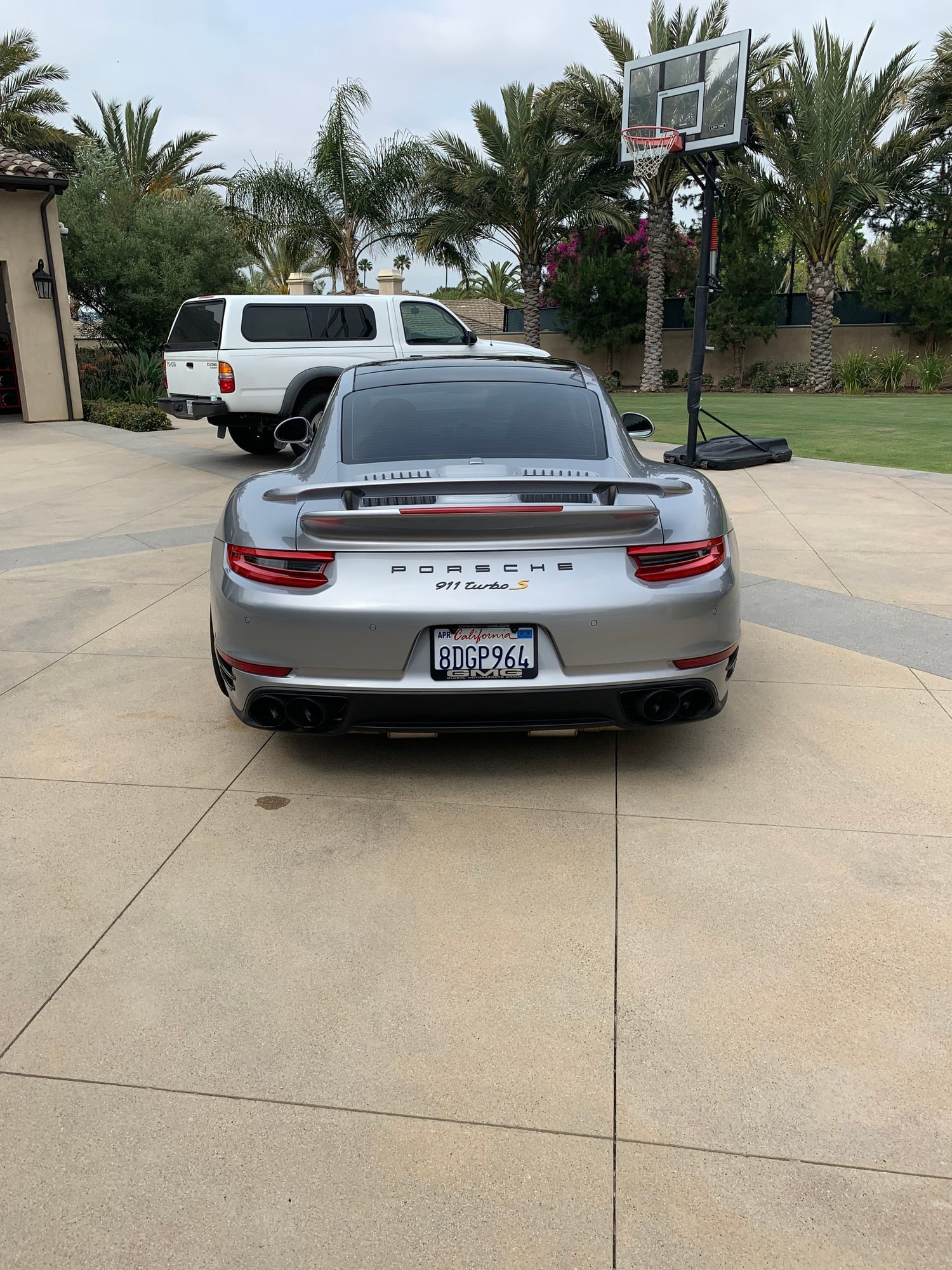 2018 Porsche 911 - 2018 Porsche 911 Turbo S - Used - VIN wp0ad2a91js156376 - 2,786 Miles - Coupe - Silver - Anaheim, CA 92807, United States