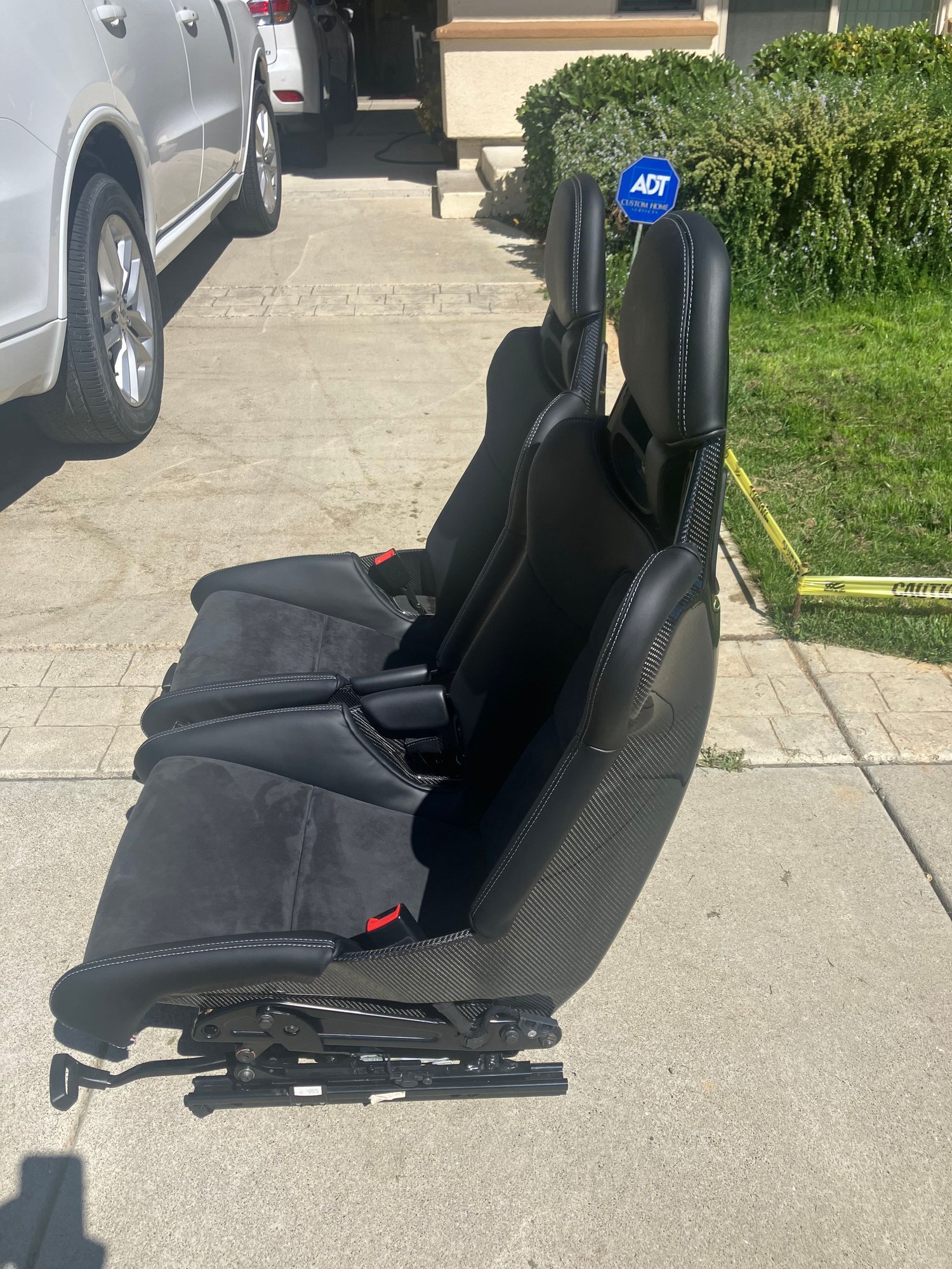 Interior/Upholstery - 918 Carbon Buckets - Used - -1 to 2025  All Models - Castro Valley, CA 94568, United States