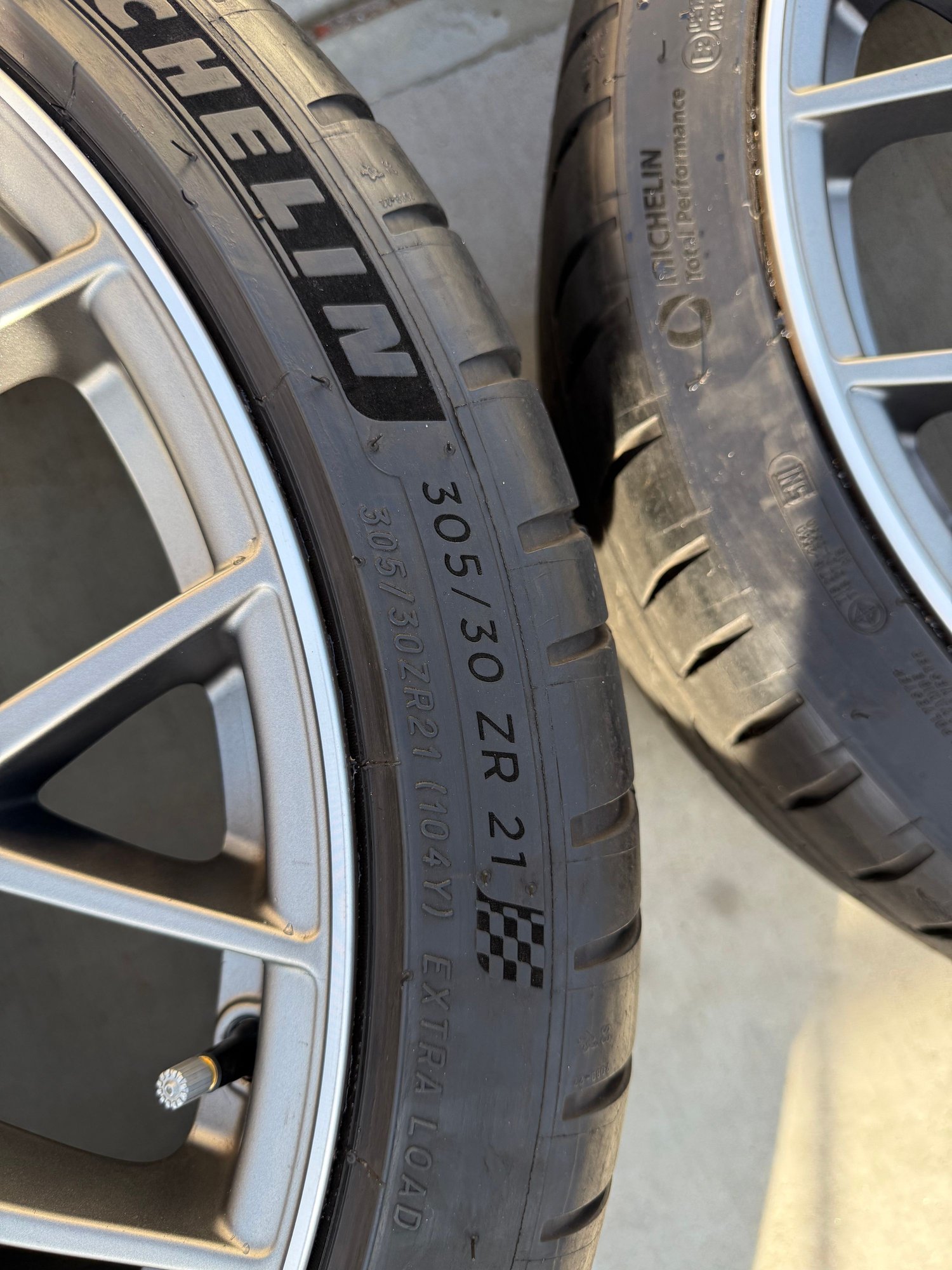 Wheels and Tires/Axles - Porsche 992.1 911 20/21” OEM Wheels and Tires (RS Spyder) - Used - All Years  All Models - Suwanee, GA 30024, United States
